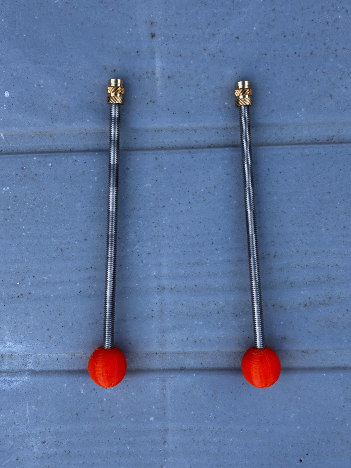 Pieds de stabilisation réglables – Porte cannes mouche 2026